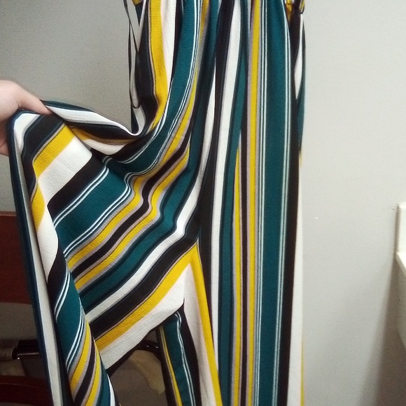 Pants suit - Picture 4 of 4